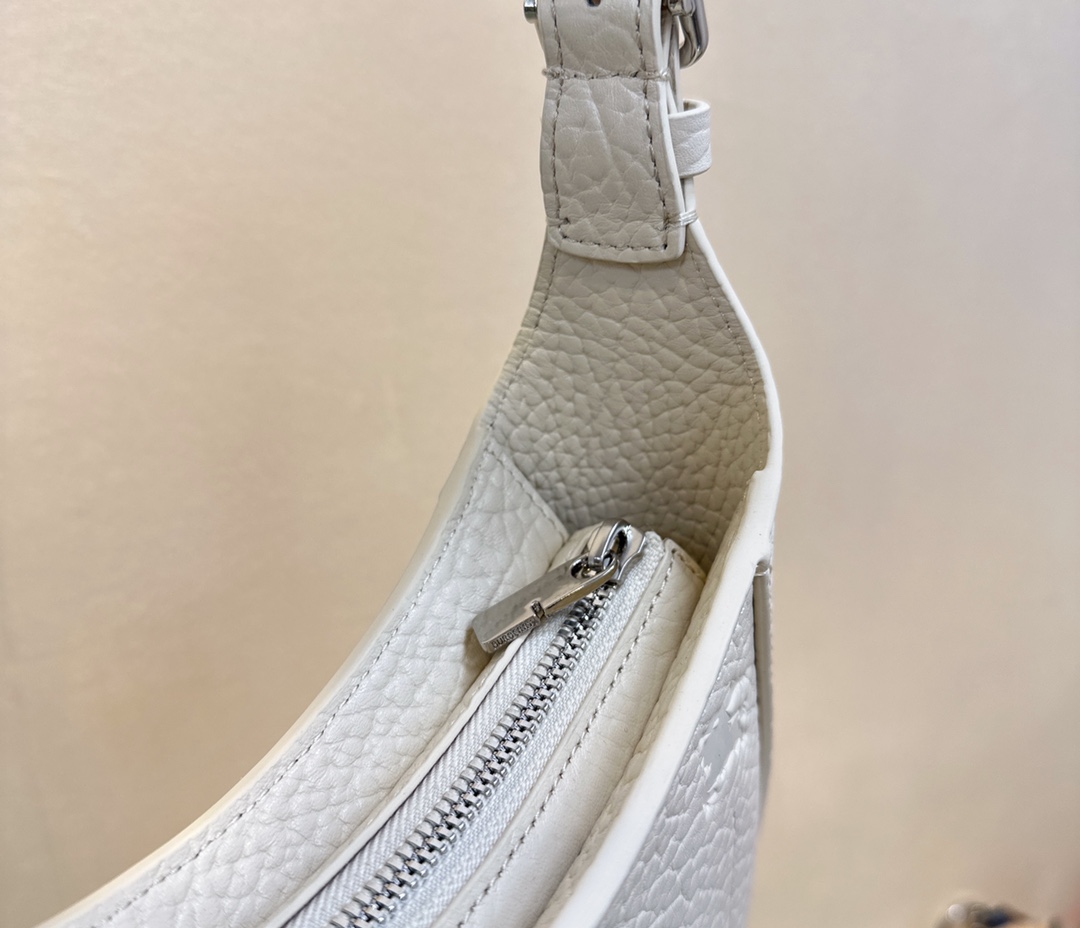 Burberry Chess 510167 23 x 4.5 x 19cm