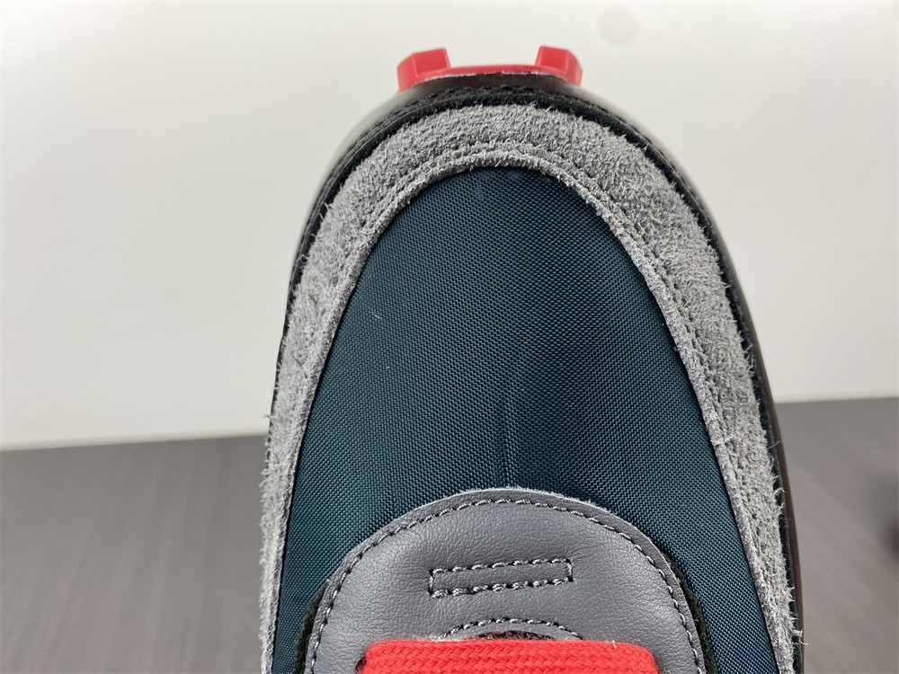 Nike LD Waffle sacai Undercover Midnight Spruce University Red DJ4877-300