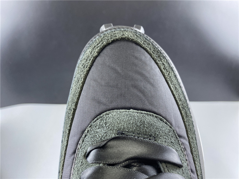 Nike LD Waffle sacai Black Nylon BV0073-002