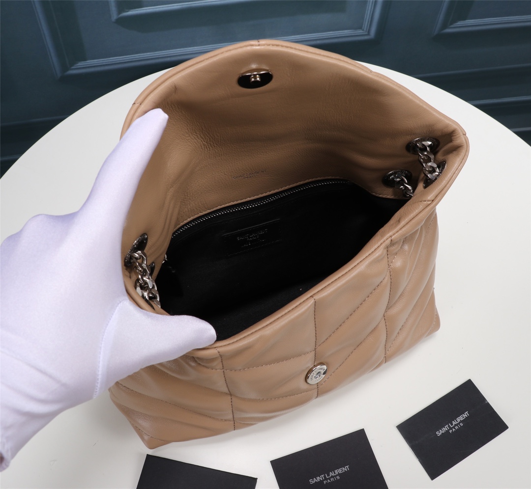 YSL LOULOU PUFFER 577476 (3) 29x17x11cm