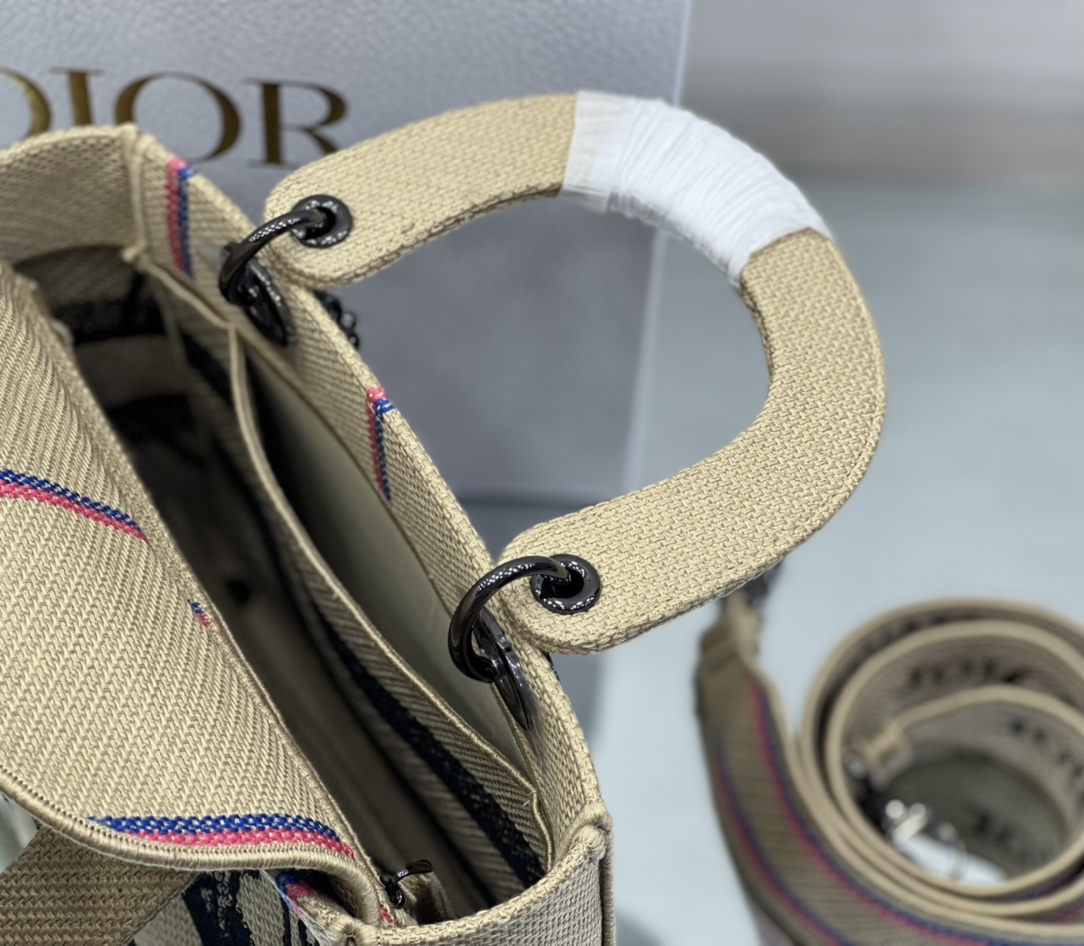 Dior LADY 9027-2  24x20x11cm