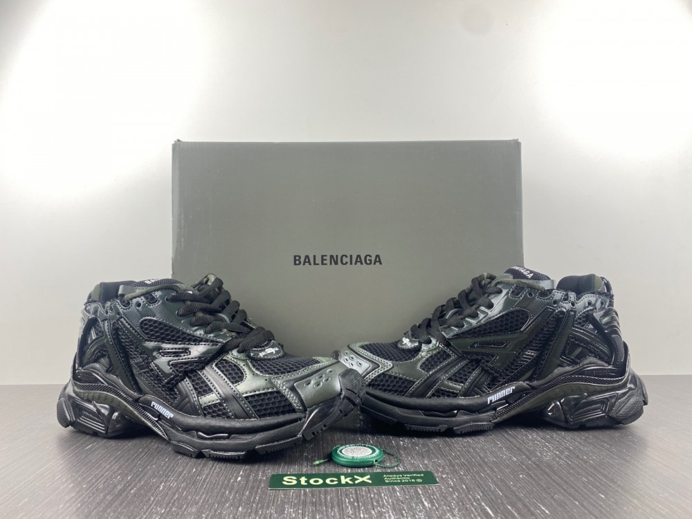 Balenciaga Runner Sneaker 'Black'