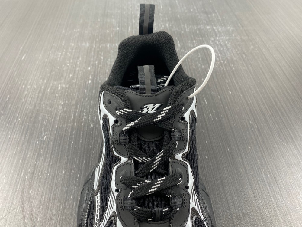 Balenciaga IAGA -PHANTOM SNEAKER  W1RB5 0102