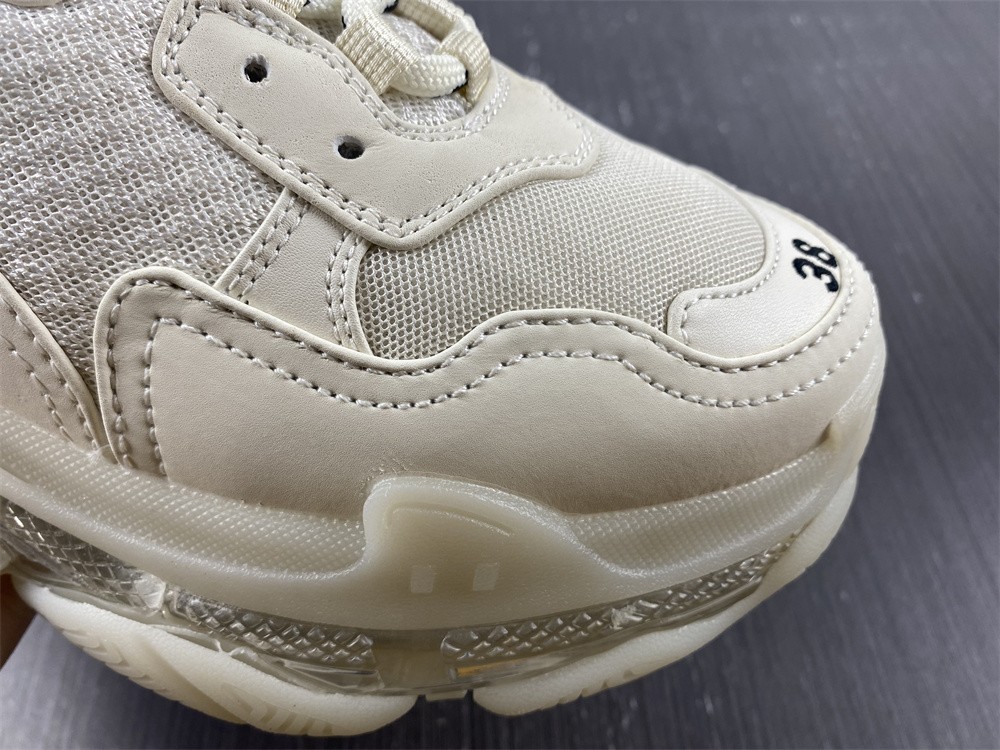 Balenciaga Triple S Sneaker EU 38/US 8 OffWhite