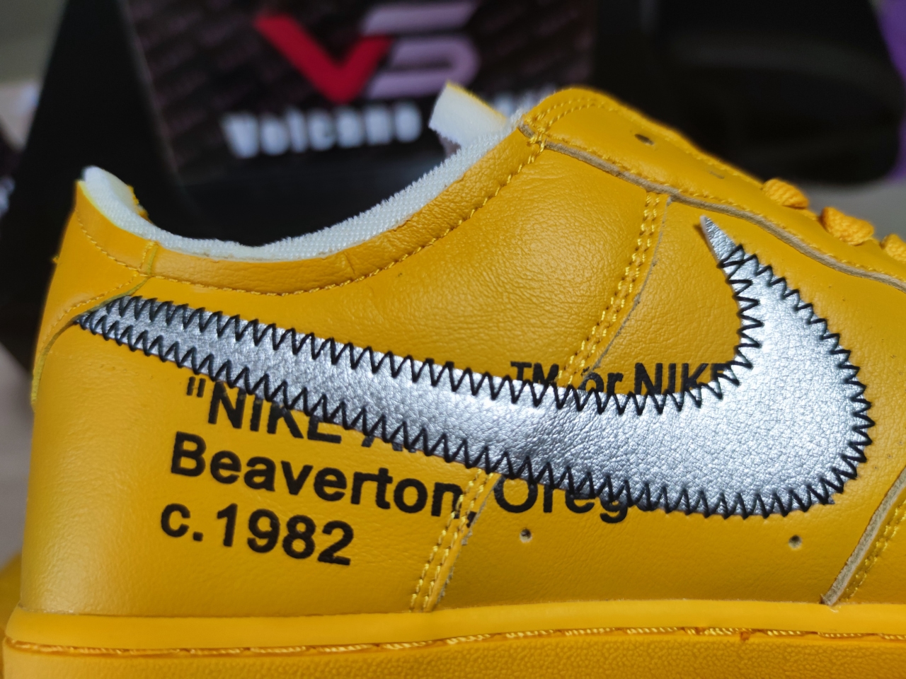 Off-White X Air Force 1 LOW X＂Lemonads＂DD1876-700