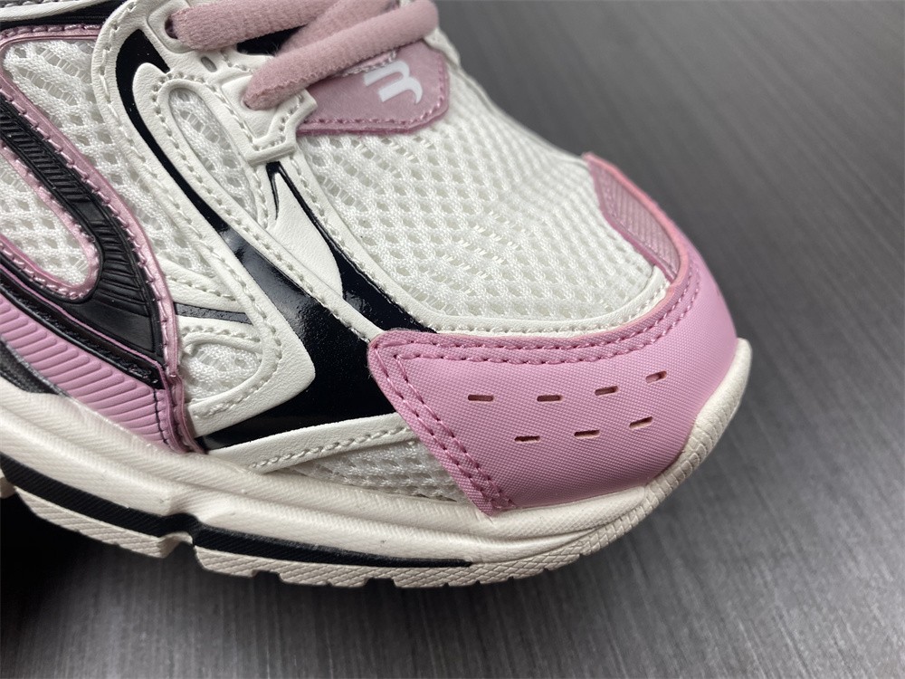 Balenciaga Balenciaga Distressed X-Pander Sneaker Pink