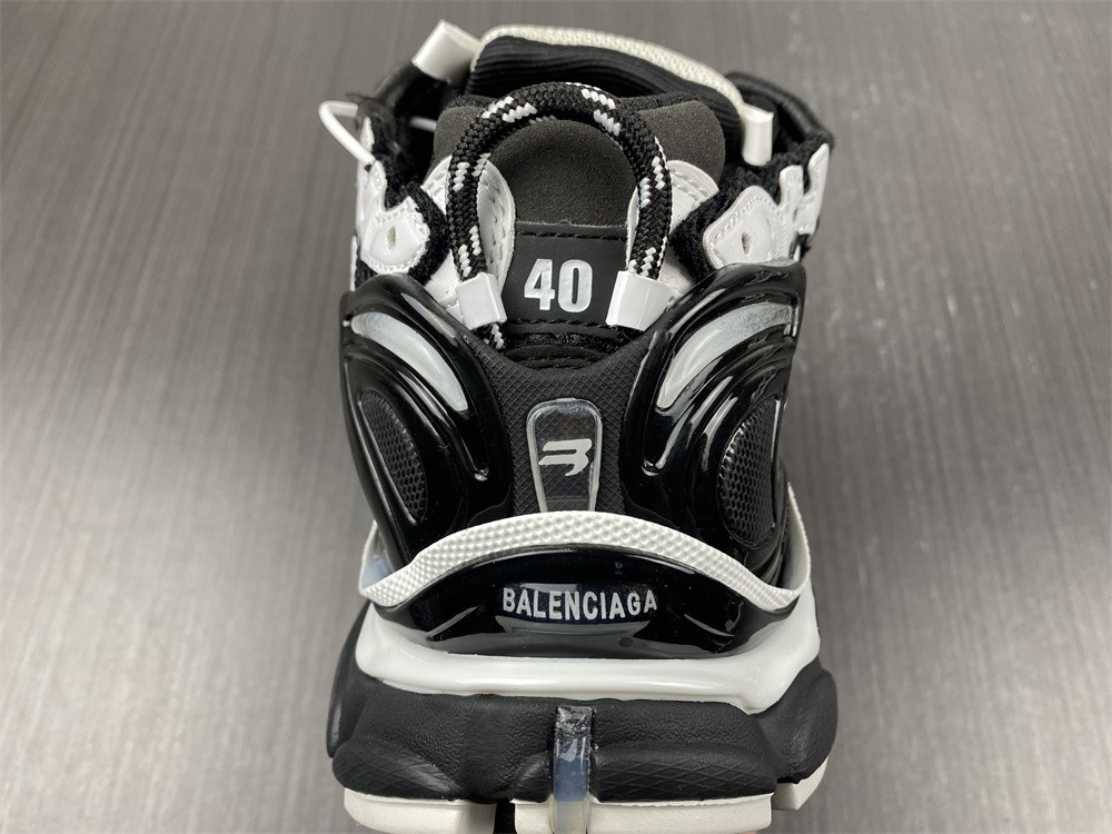 Balenciaga Runner 7.0 Black White