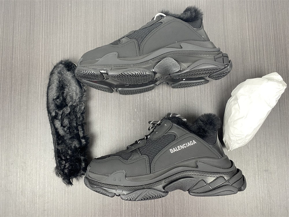 Balenciaga Balenciaga Triple S Triple Black