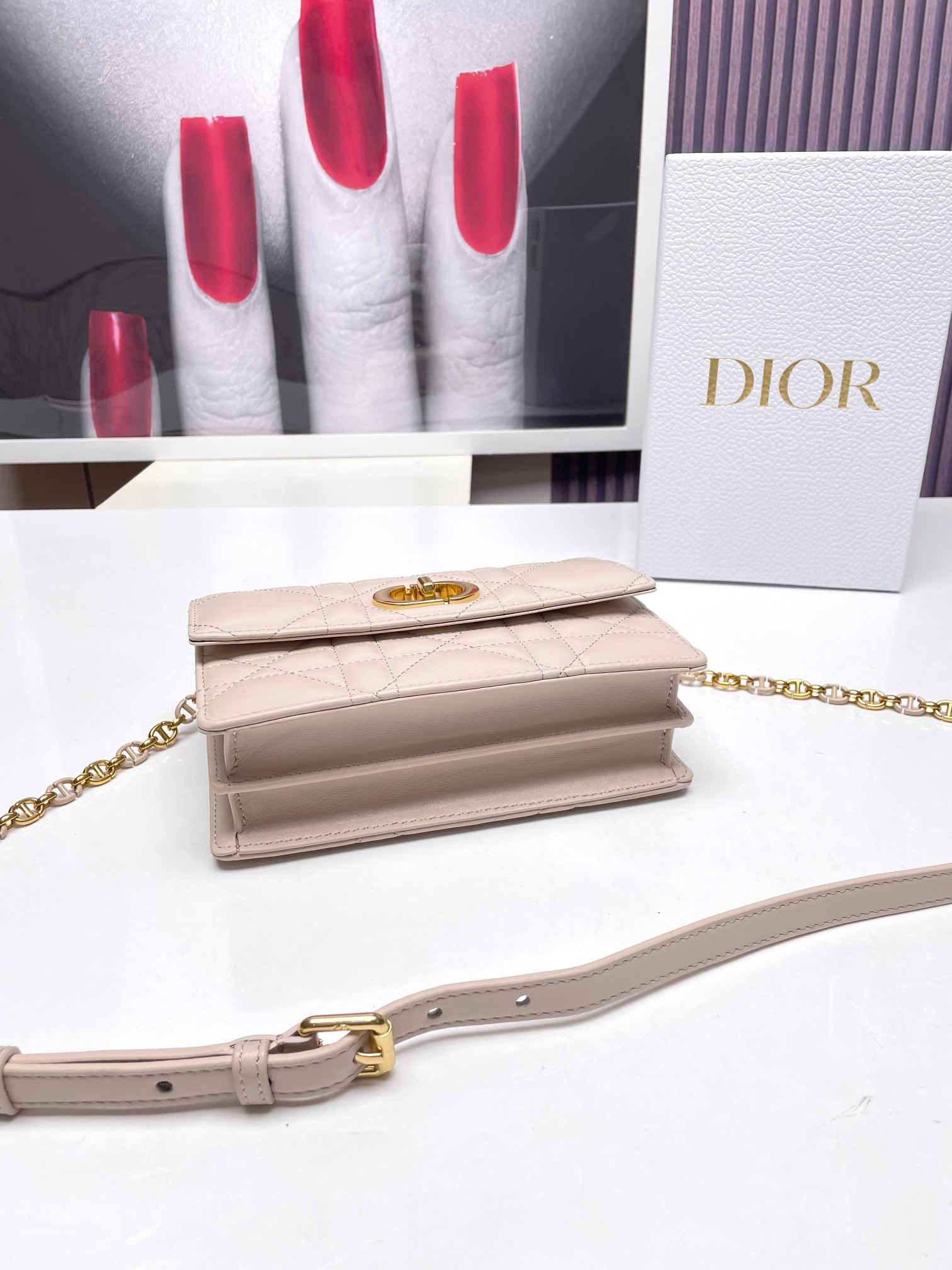 Dior Caro 3 (3)