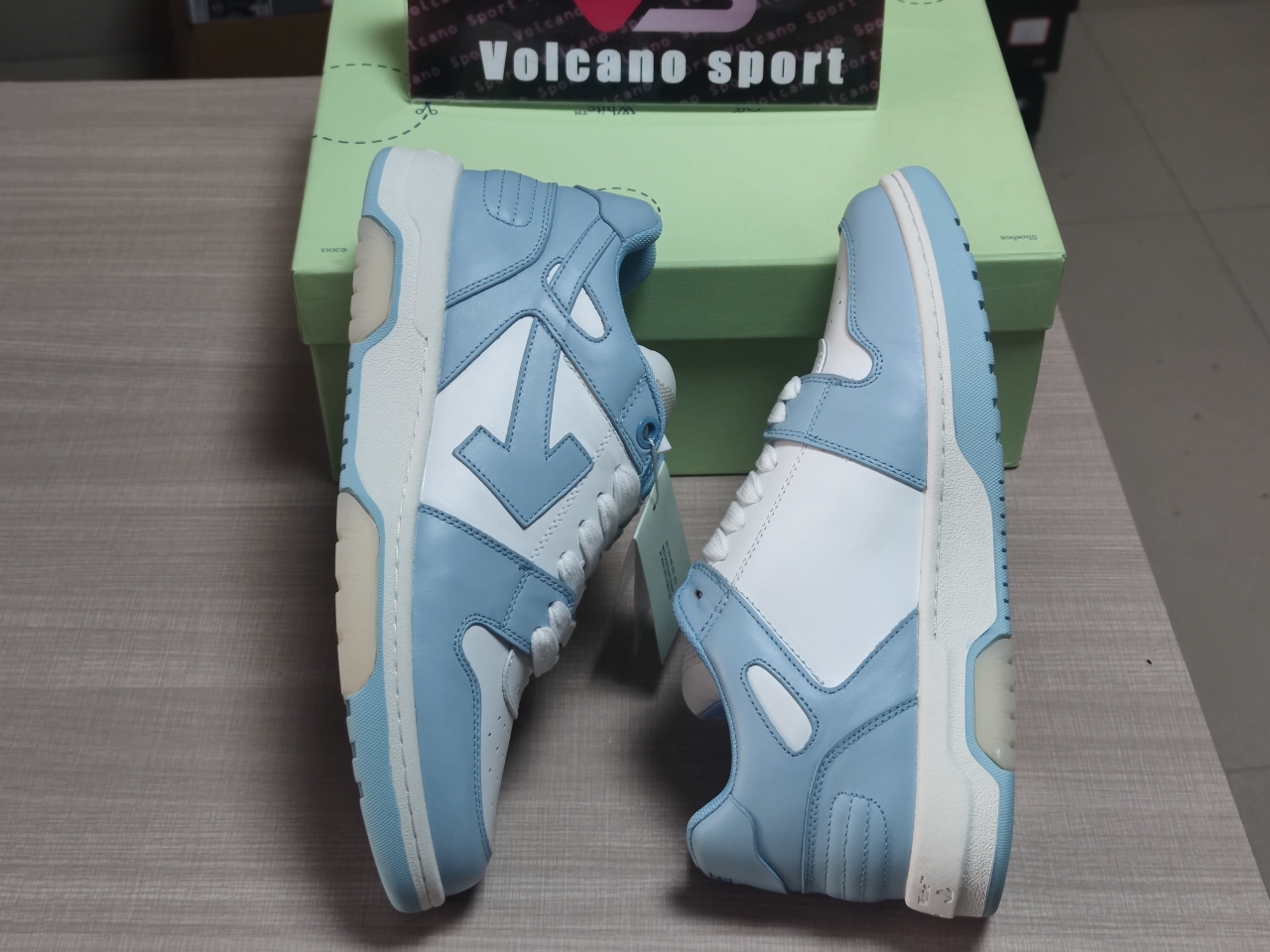 OFF-WHITE OOO Low Out Of Office Calf Leather White Light Blue