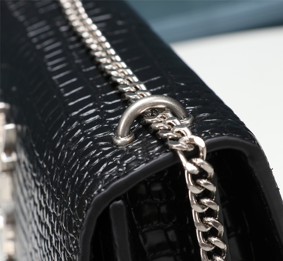 YSL SAINT LAURENT 26606 24x16x8cm