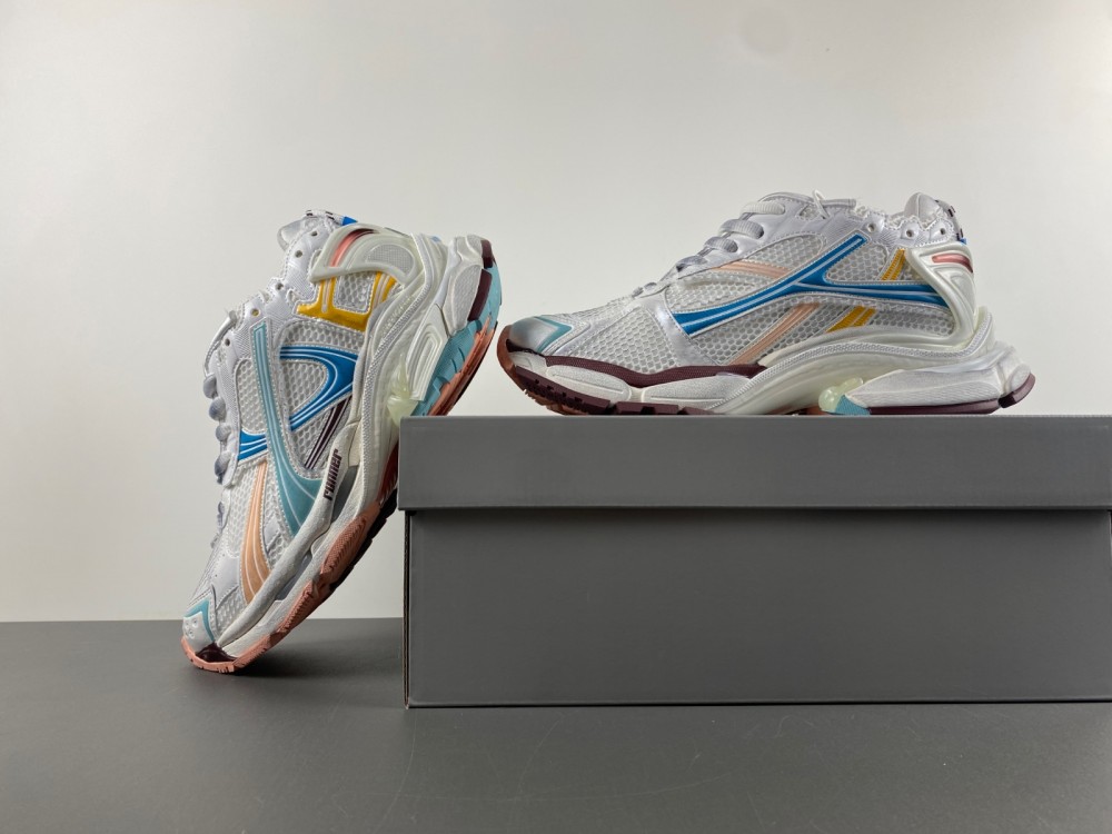 Balenciaga 772774-W3RNY-0326