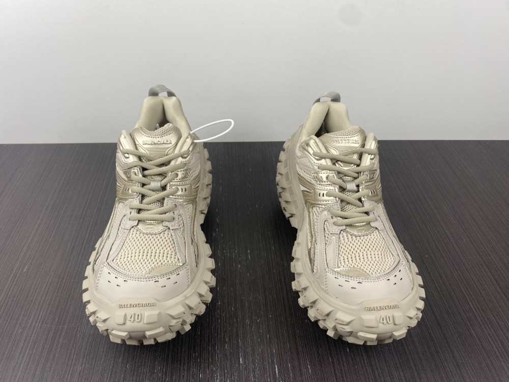 BALENCIAGA Defender Exaggerated-Sole Trainers Beige