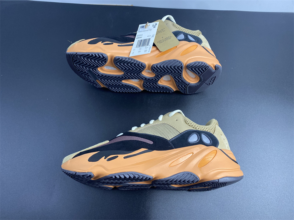 adidas Yeezy Boost 700Enflame Amber