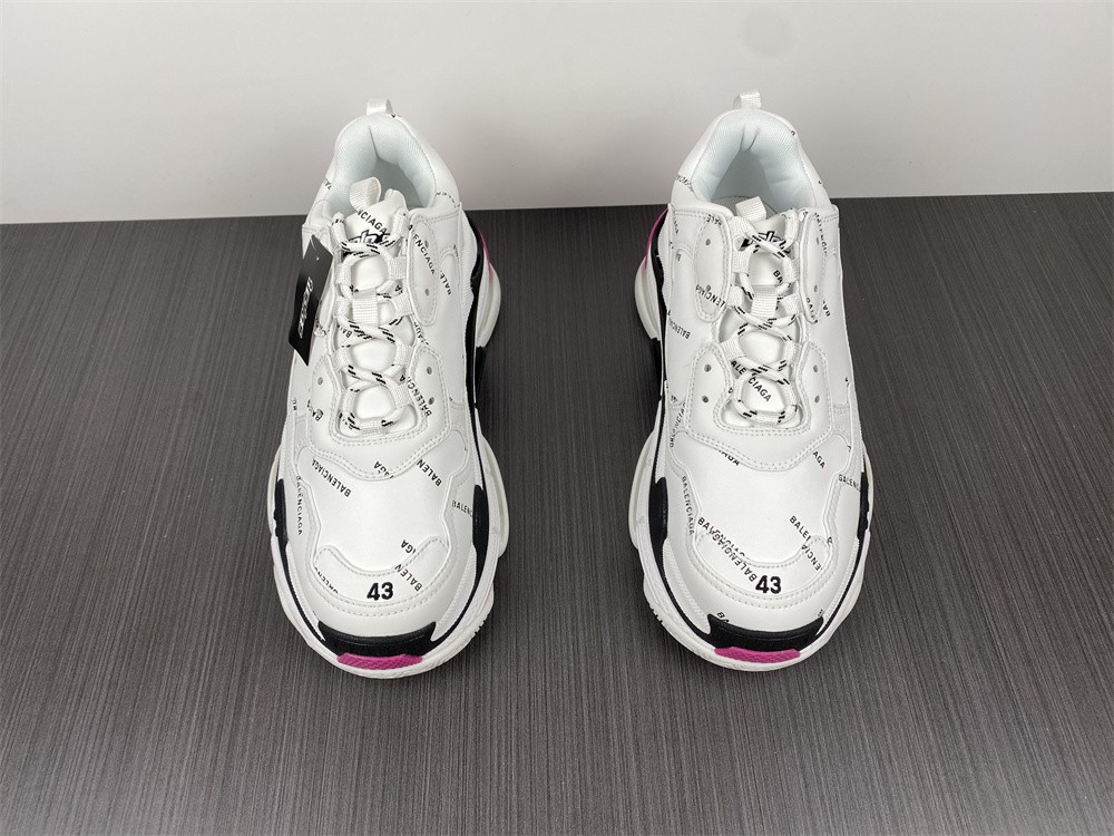 Balenciaga Mens Triple S Logo Chunky Lowtop Sneakers