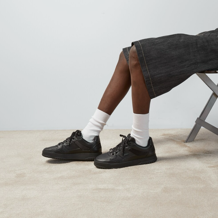 GUCCI - Jones Leather Sneakers Black