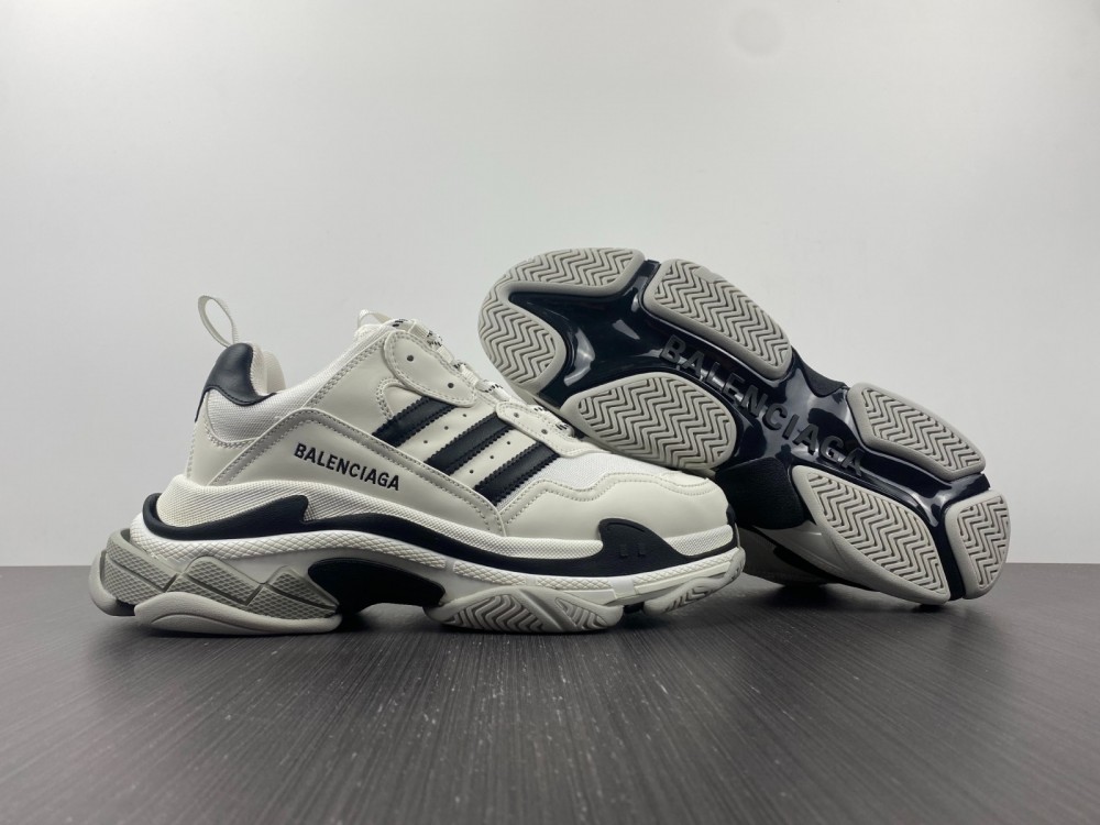 BALENCIAGA Adidas Triple S Sneakers - White,black