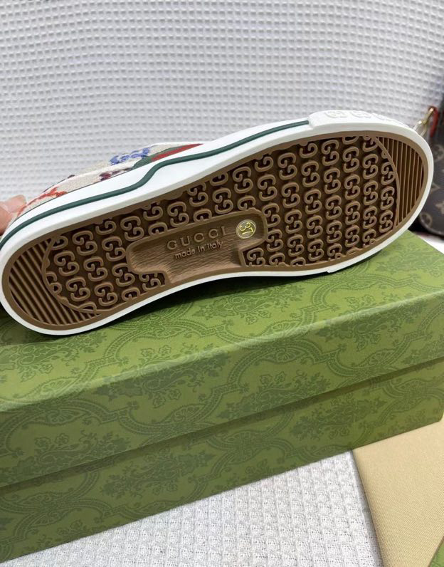Gucci Tennis 1977 sneaker Beige