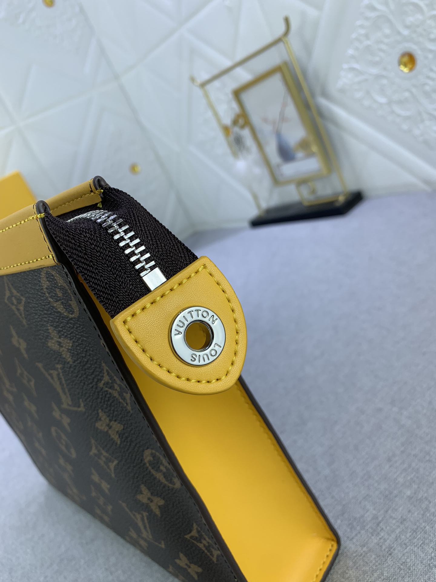 Louis Vuitton Pochette Voyage DnsNh M61692 (7) 27 x 21 x 6cm