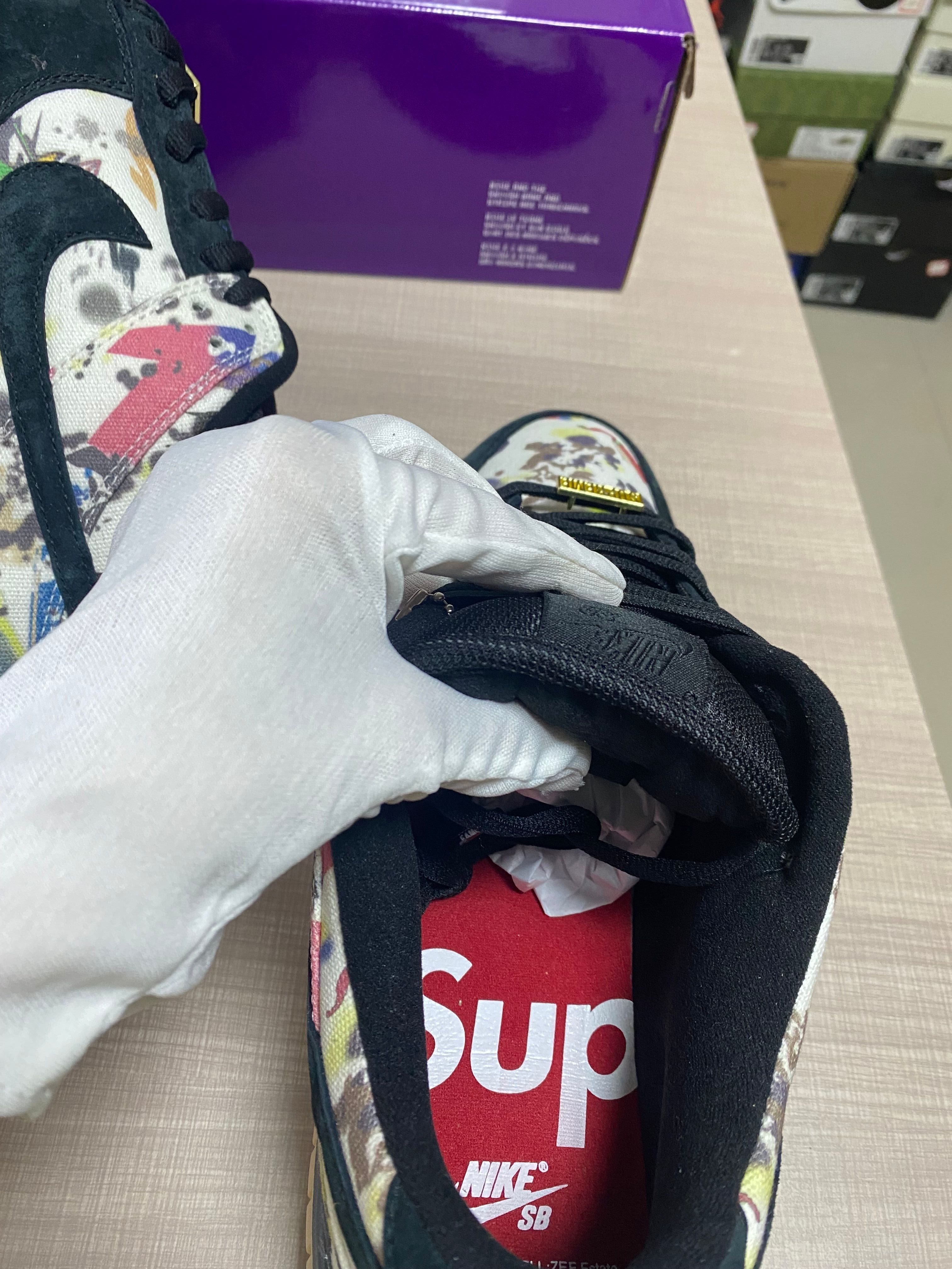 Supreme x Nike SB Dunk Low 