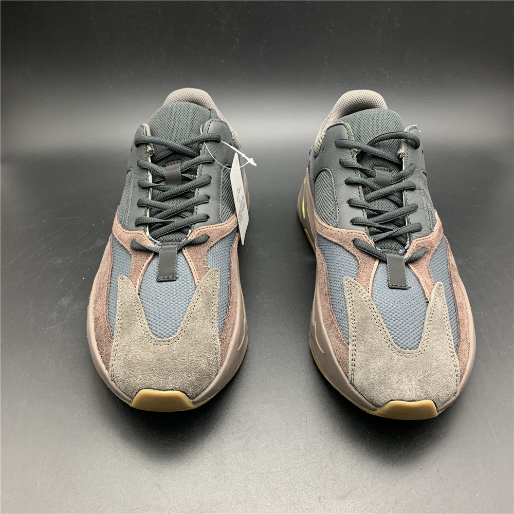 adidas Yeezy Boost 700Mauve