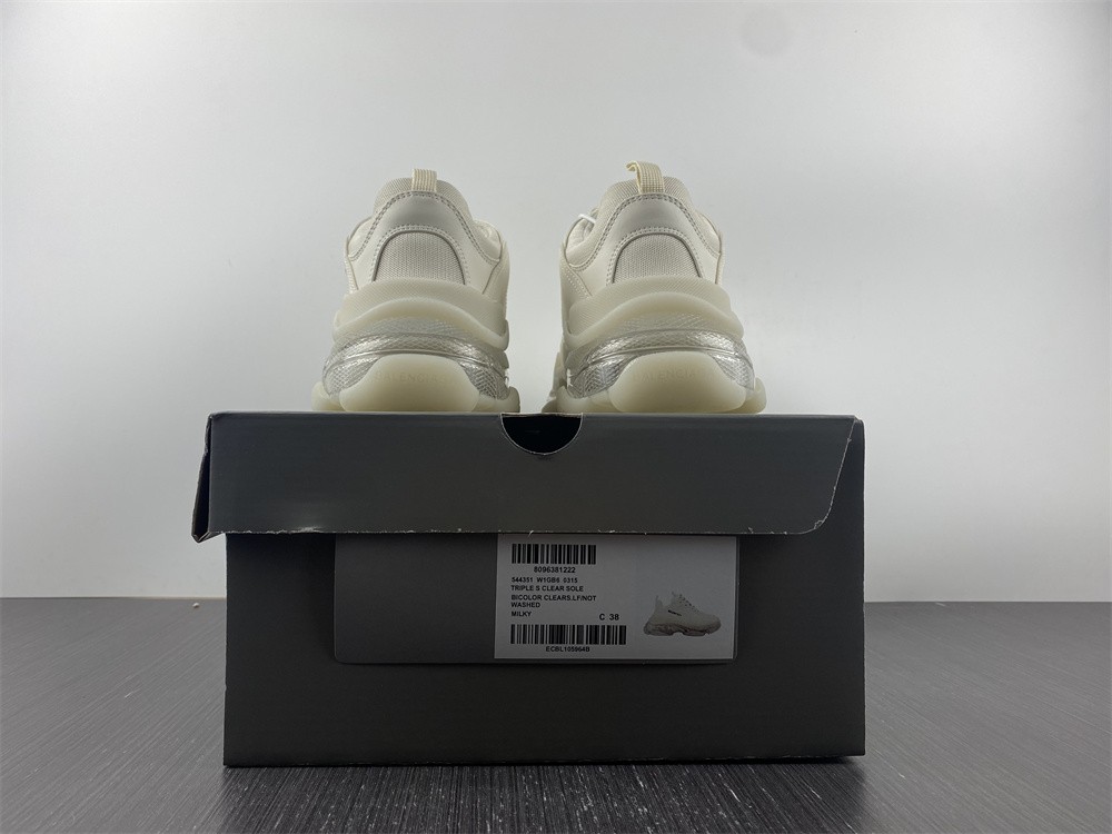 Balenciaga Triple S Sneaker EU 38/US 8 OffWhite