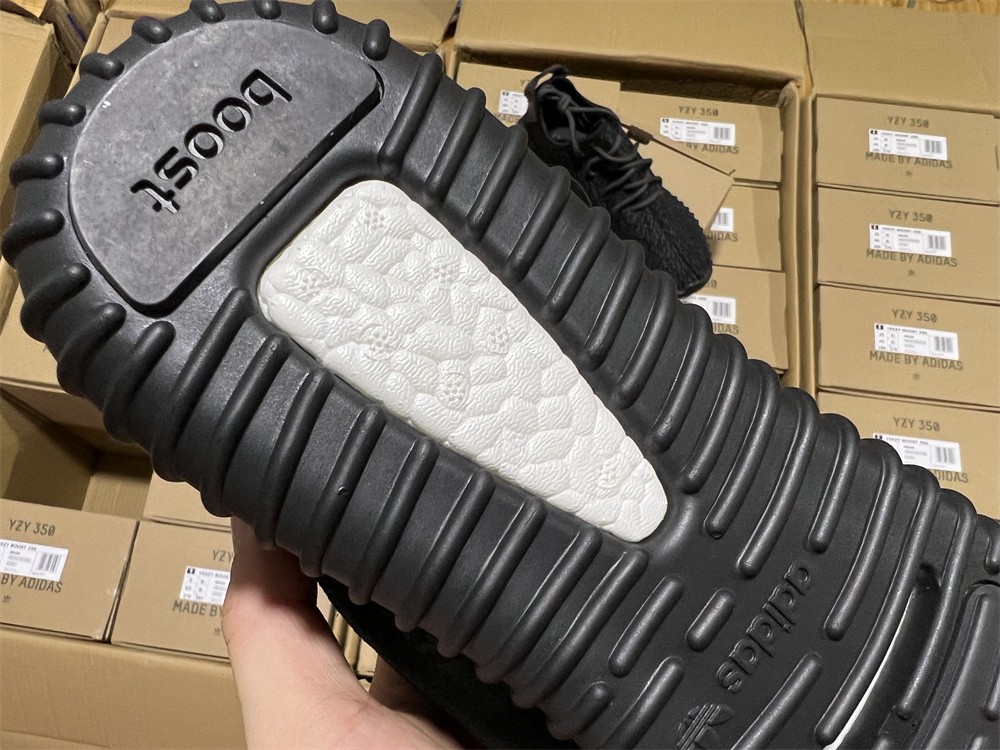 adidas Yeezy Boost 350Pirate Black (2023)