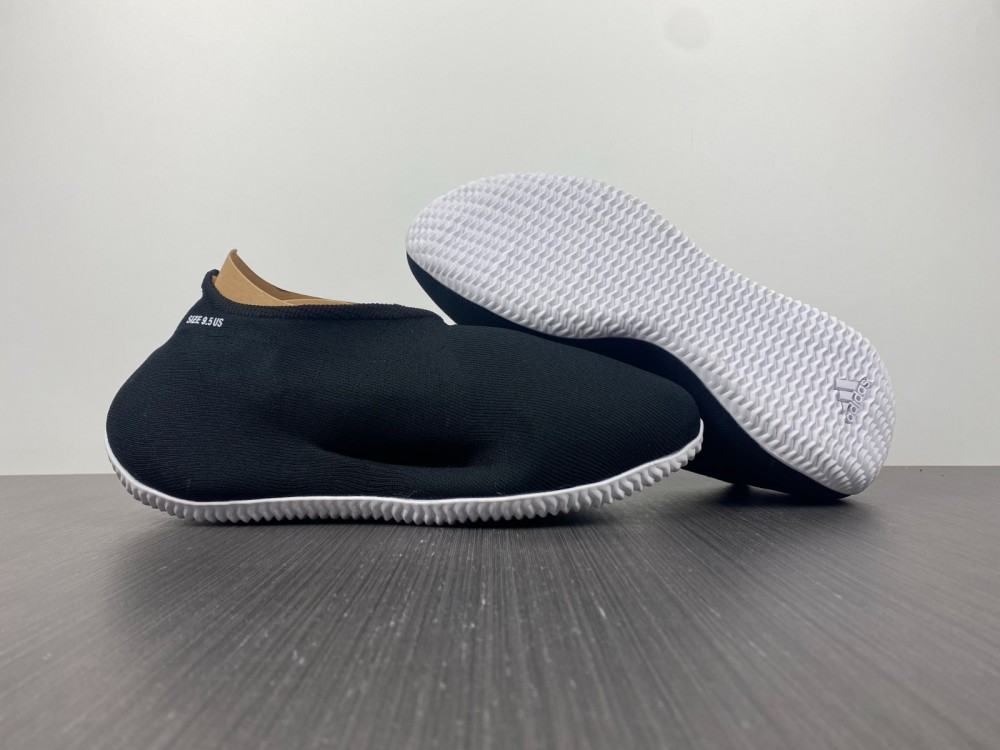 Yeezy Knit RNR Sulfur Black and White