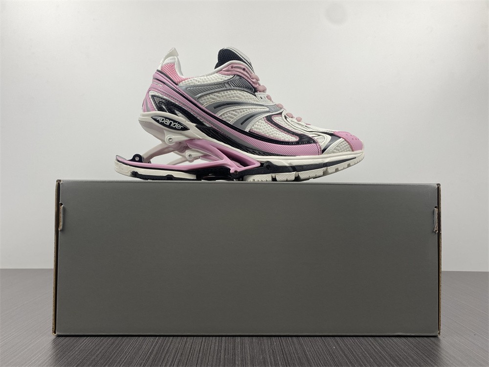 Balenciaga Balenciaga Distressed X-Pander Sneaker Pink