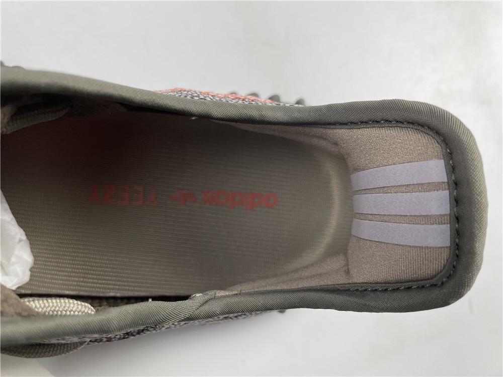 Yeezy Boost 350 V2 Ash Stone