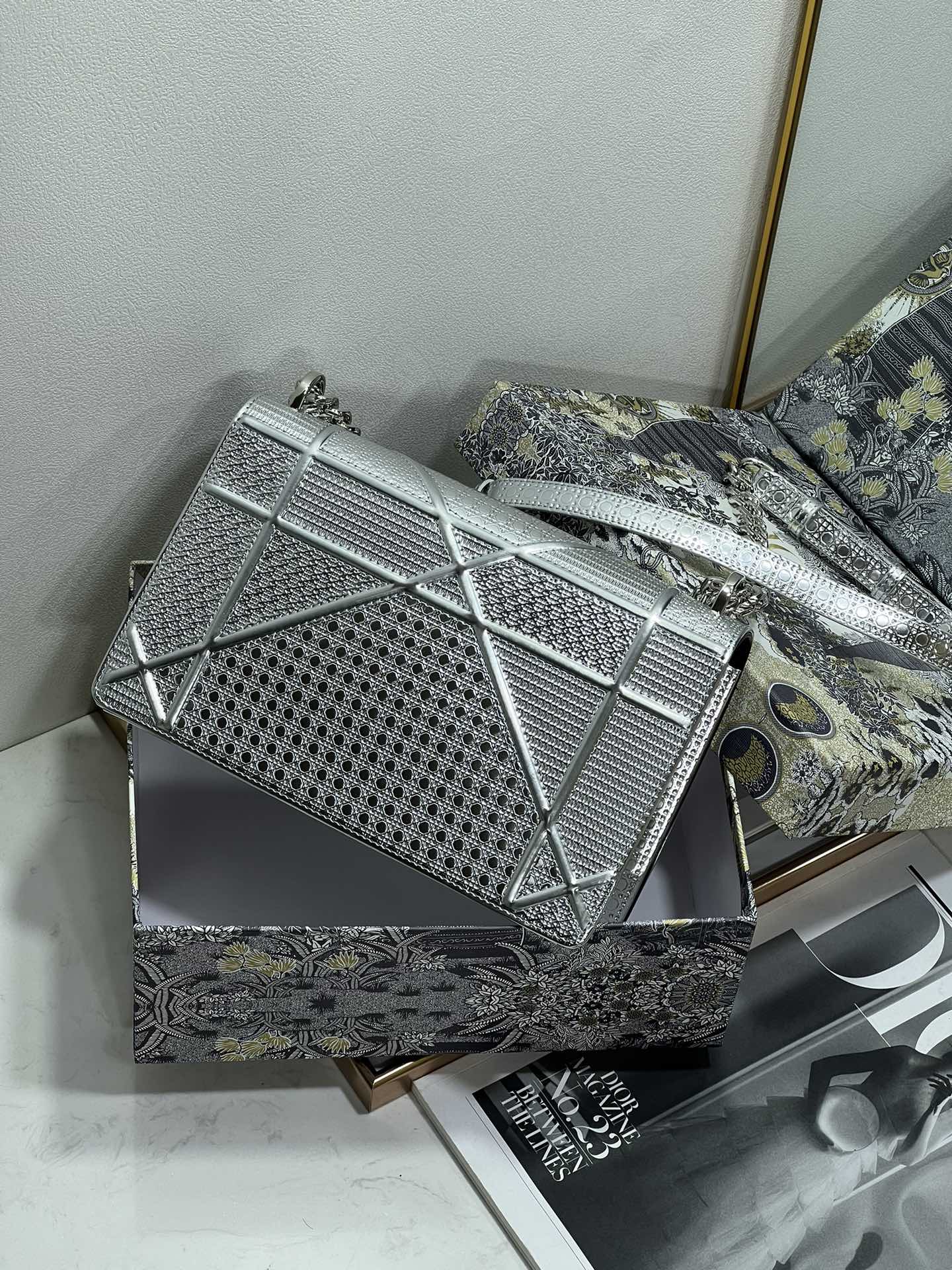 Dior 1004 (3) 21*25cm