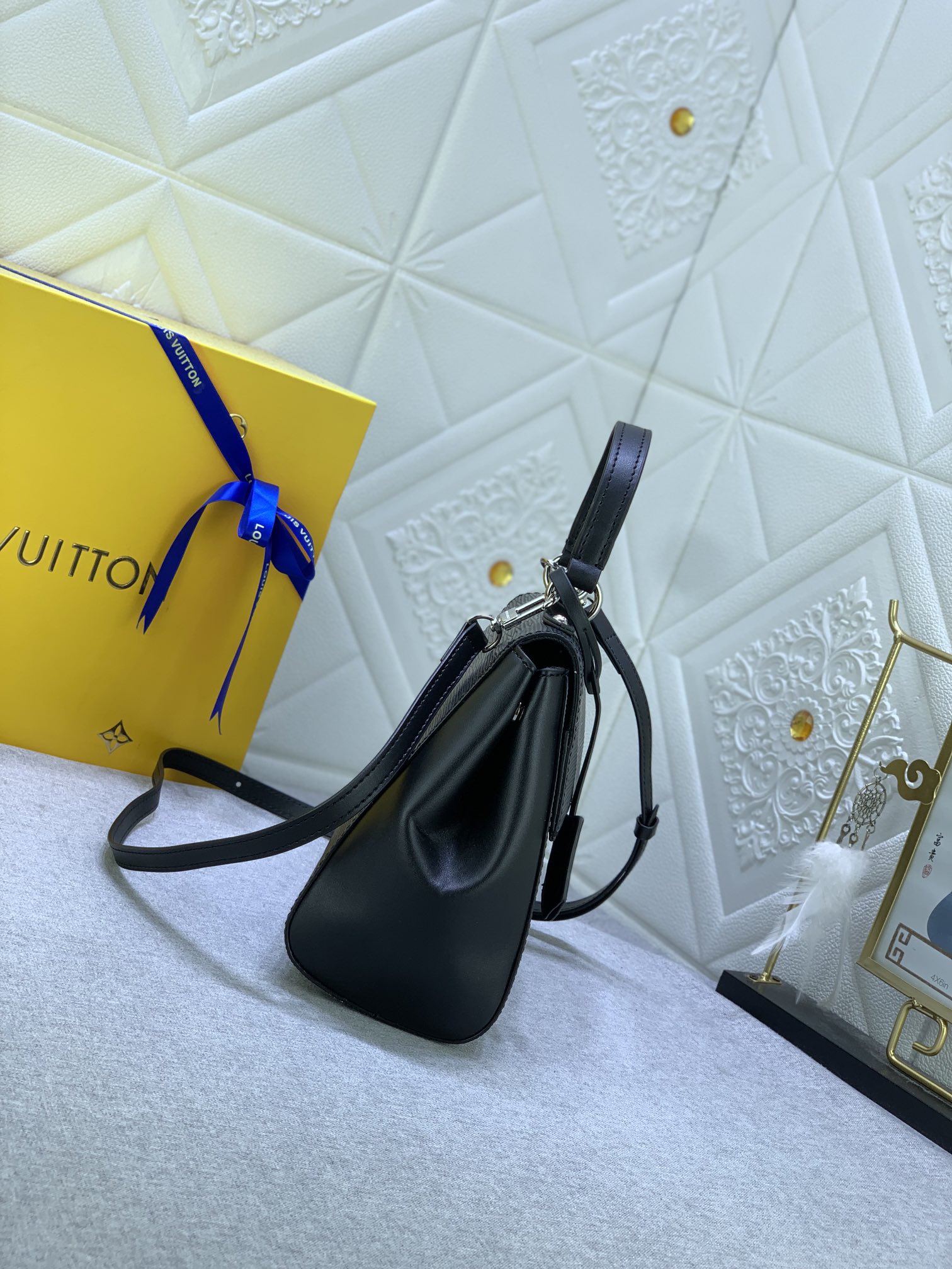 Louis Vuitton CLUNY BB M41312 25.5x10x18.5cm