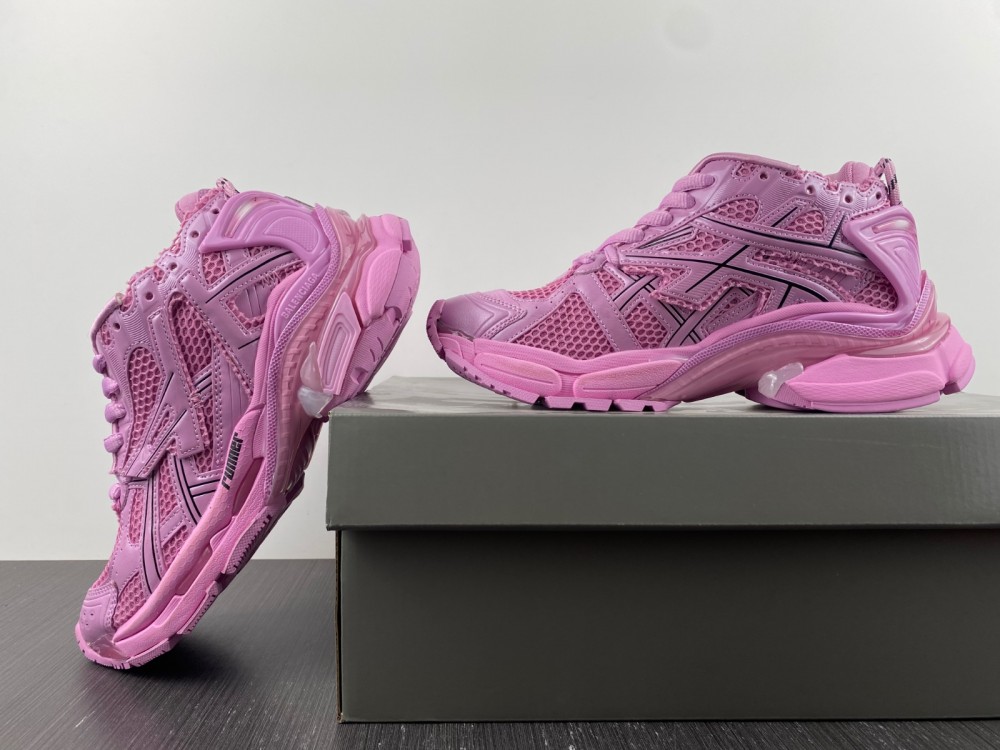 Balenciaga Women’s Runner Mesh & Nylon Low-Top Sneakers Pink