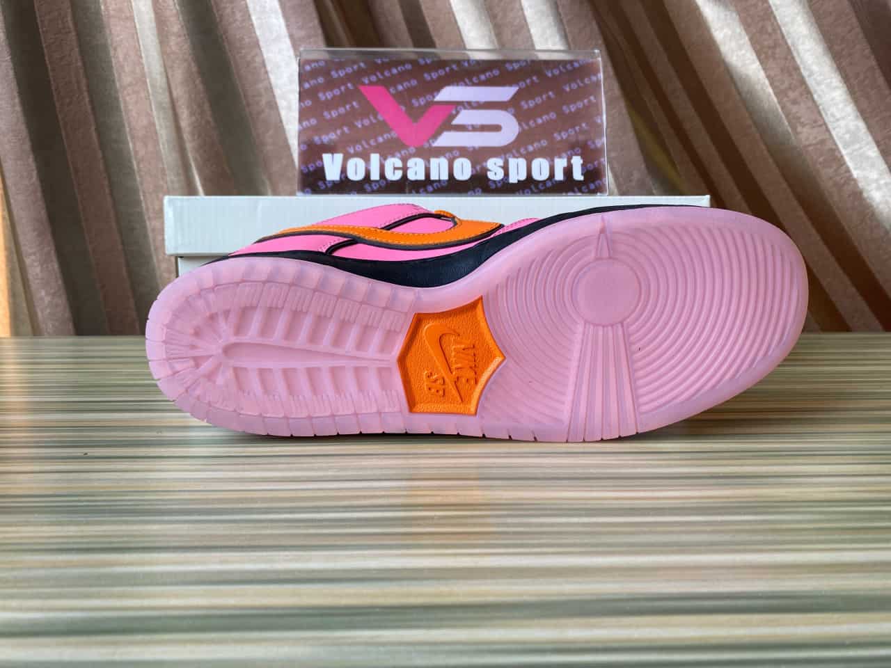 Nike SB Dunk Low The Powerpuff Girls Blossom FD2631-600