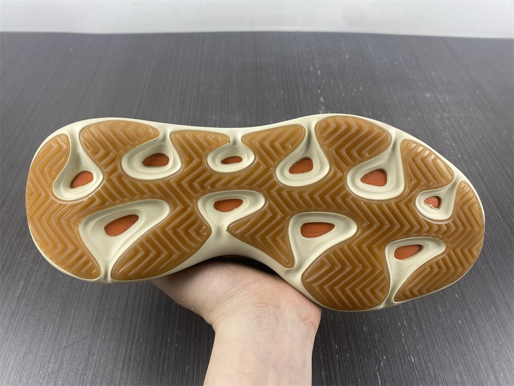 adidas Yeezy 700 V3Mono Safflower