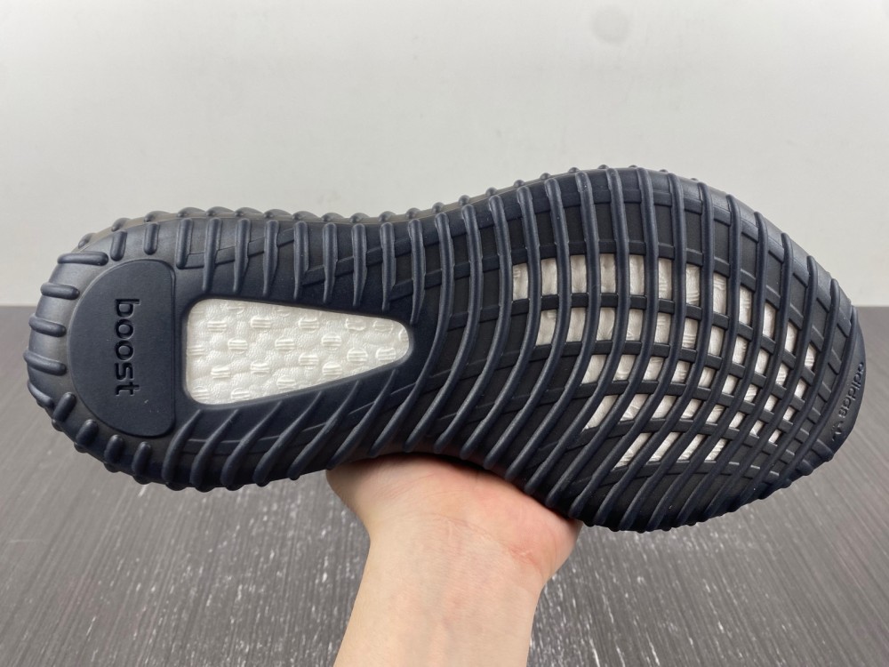 Yeezy Boost 350 V2 Carbon Beluga