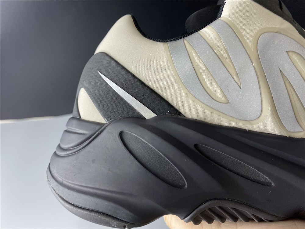 adidas Yeezy Boost 700 MNVNBone