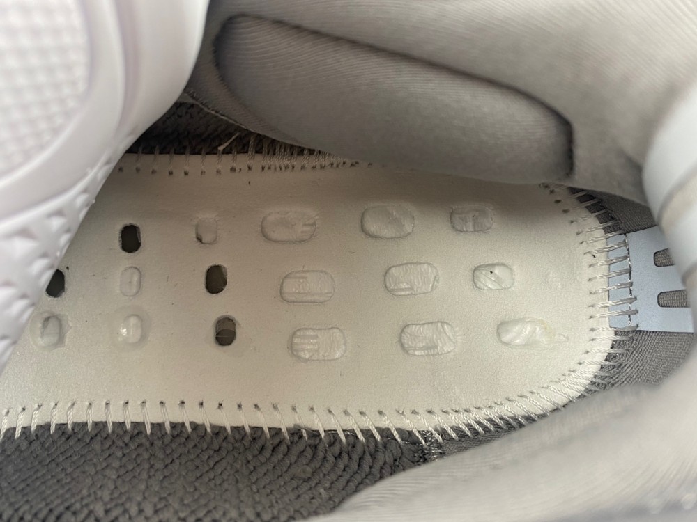 Yeezy Boost 350 V2 Steel Grey