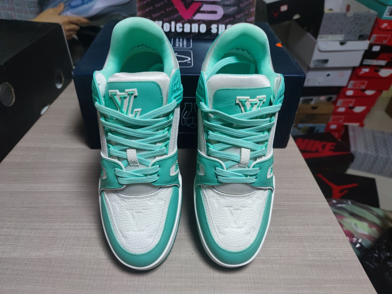 LV Trail Sneaker 380N Green