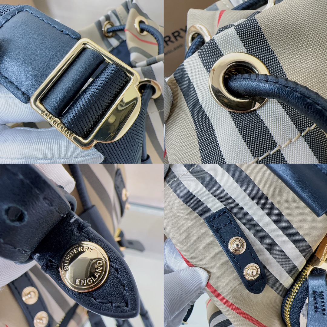 Burberry(22) Rucksack 16x26x16cm