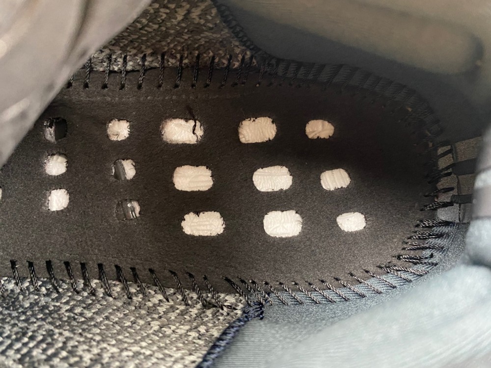 Yeezy Boost 350 V2 MX Dark Salt