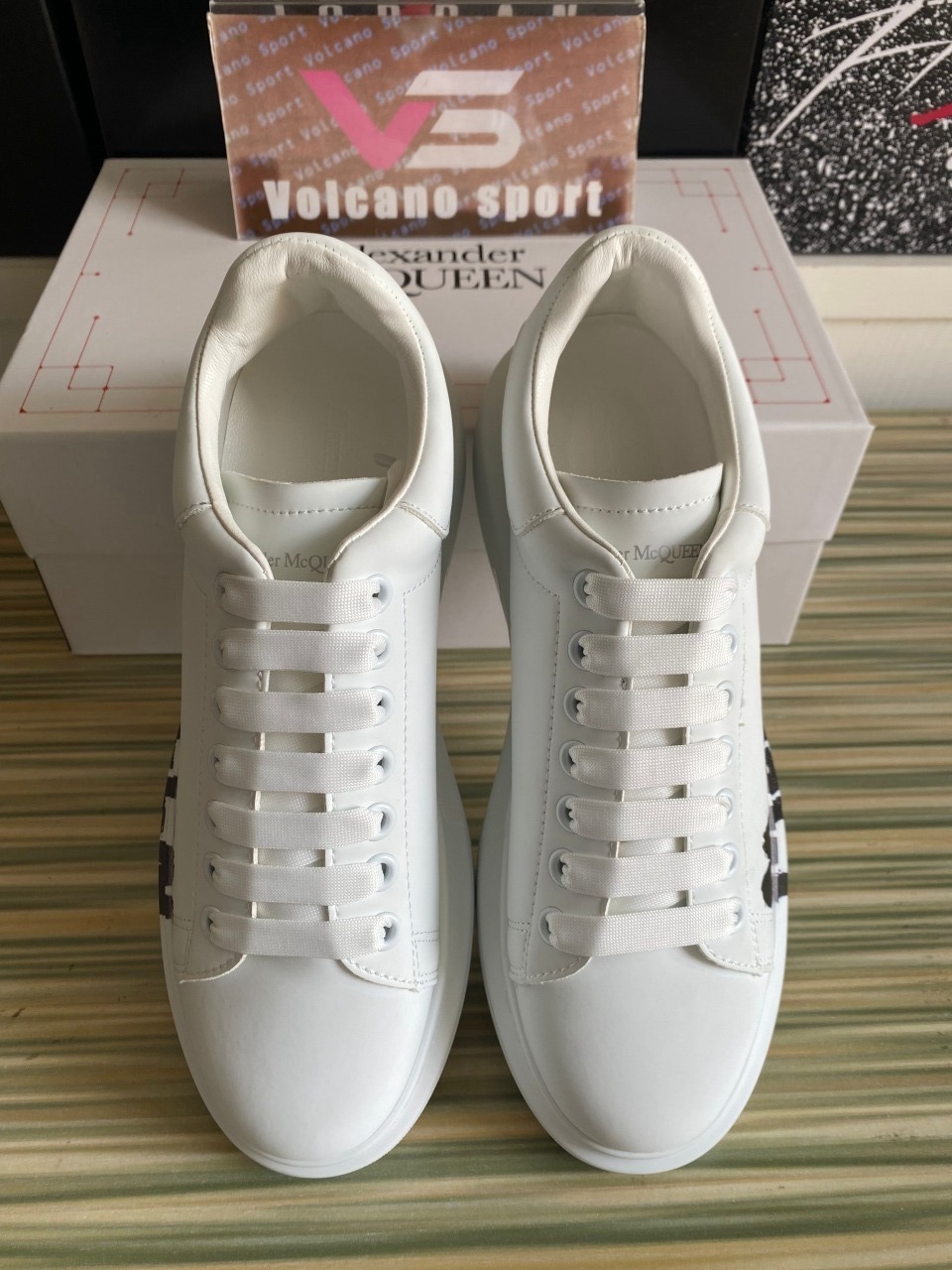 Alexander McQueen Men's Trainers