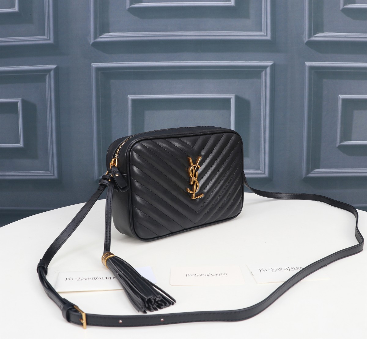 YSL Lou 520534-1 23x16x6cm