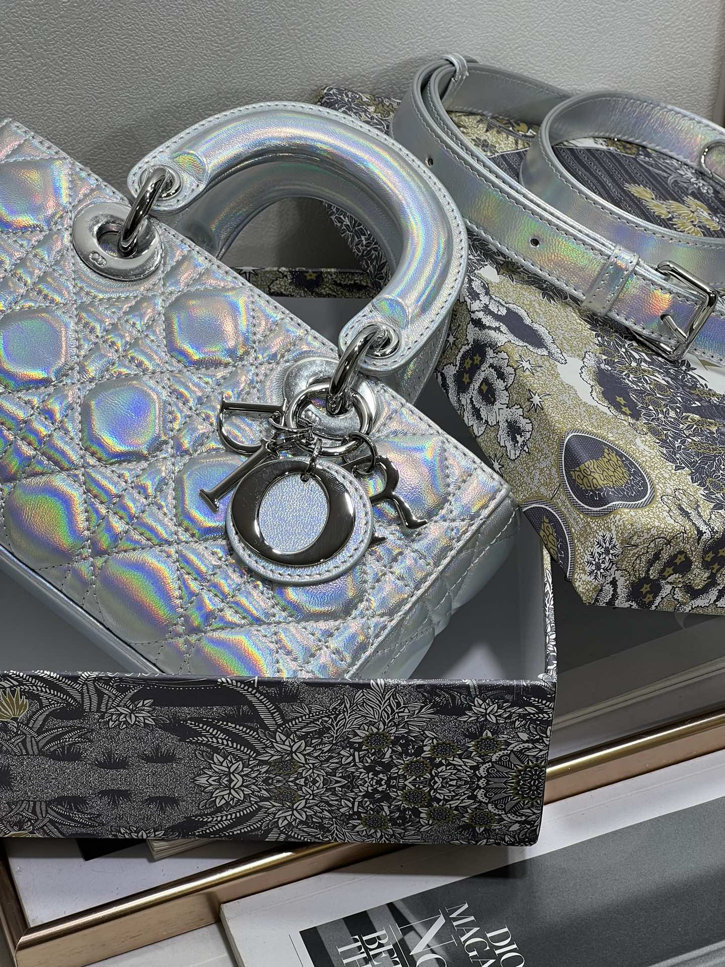 Dior Lady D-Joy 2280  22.5*26.5cm