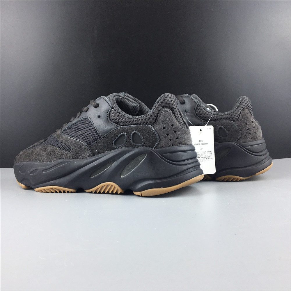 adidas Yeezy Boost 700Utility Black