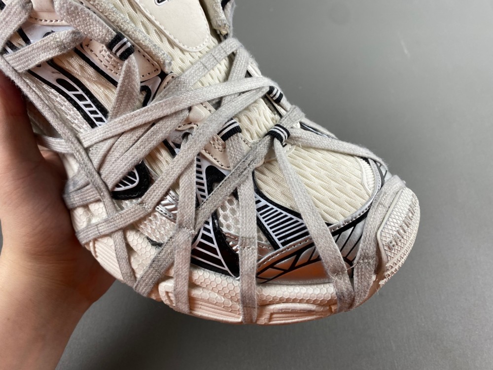 Balenciaga Phantom Sneaker 778698 W3XLL 0125