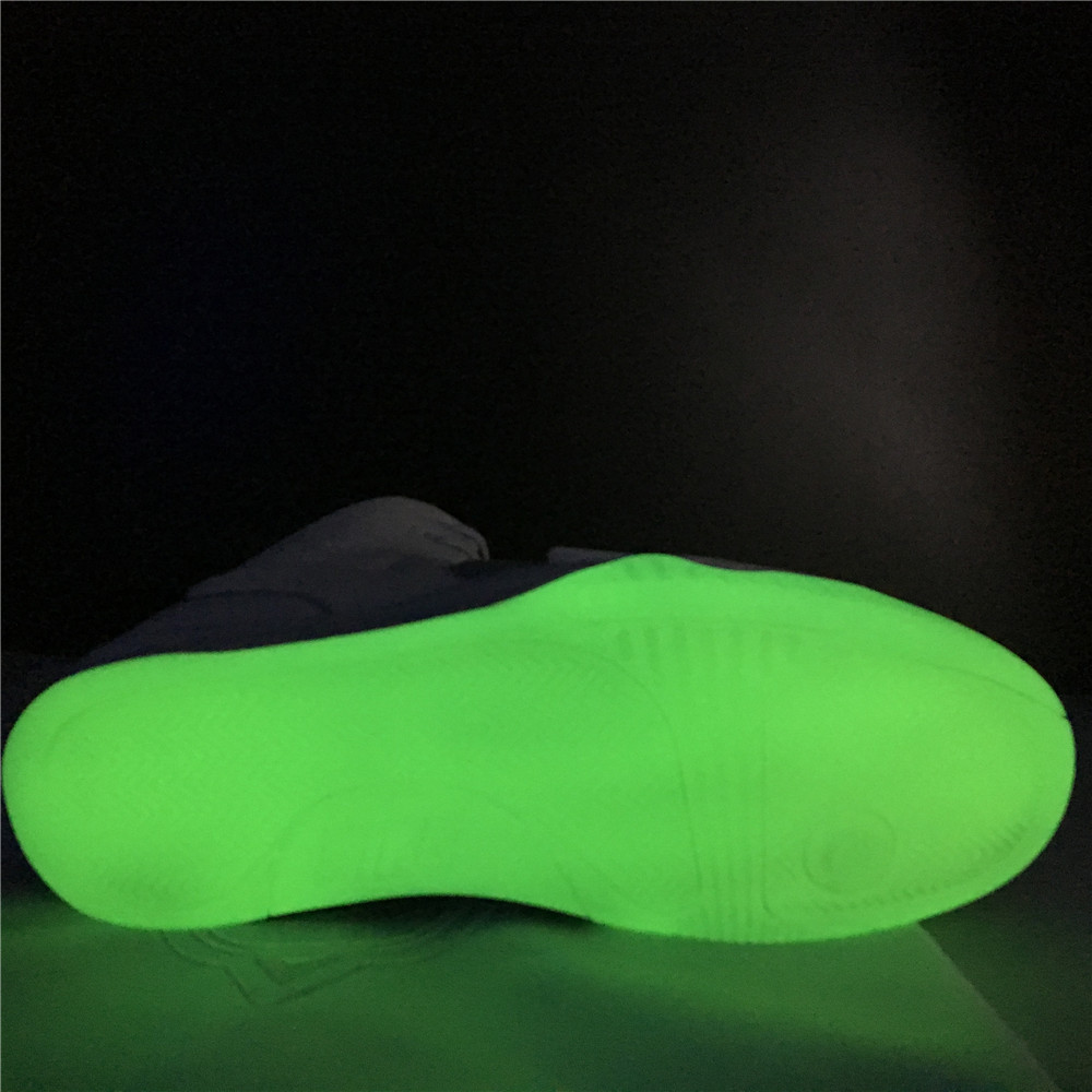 Nike Air Yeezy 2Pure Platinum