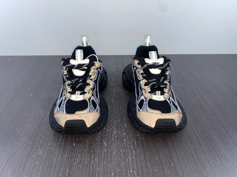 Balenciaga 十IAGA -PHANTOM SNEAKER W3RB5 0218