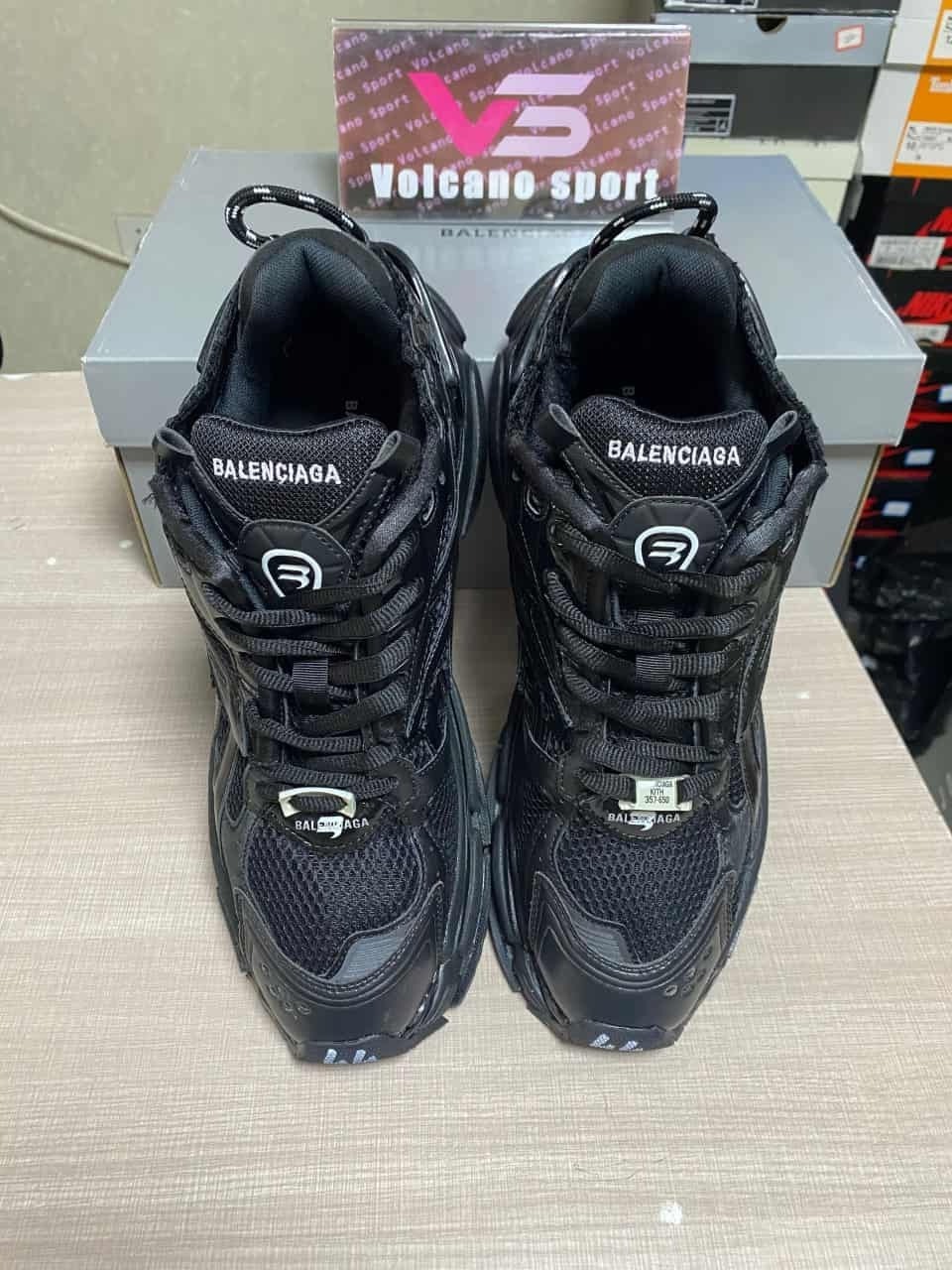 Bale*ciaga Runner Black