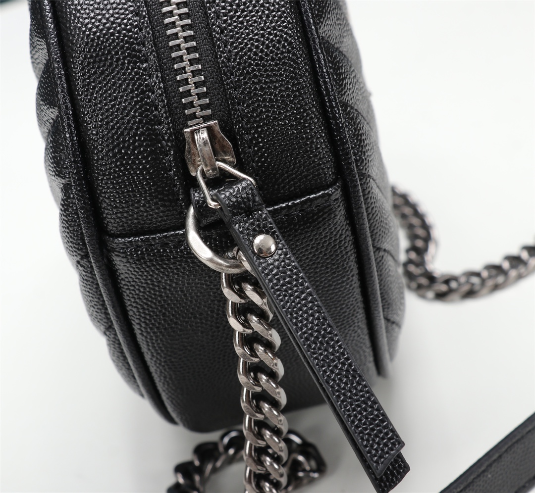 YSL VINYLE 610436 (3) 17x17x5.5cm